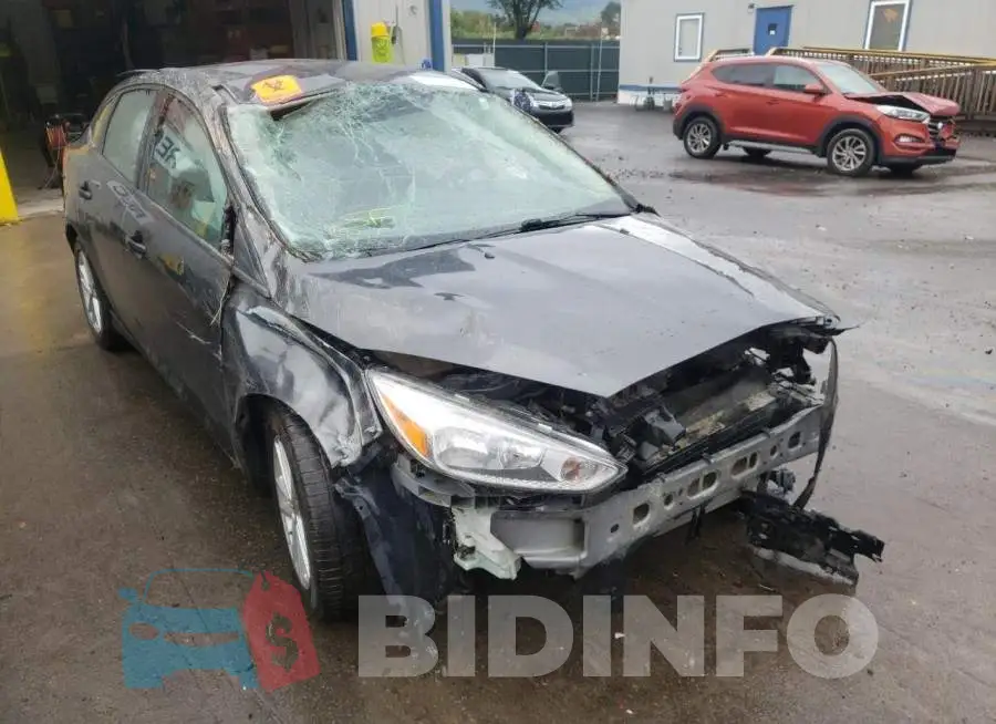 1FADP3F26JL267723 Photo# 1