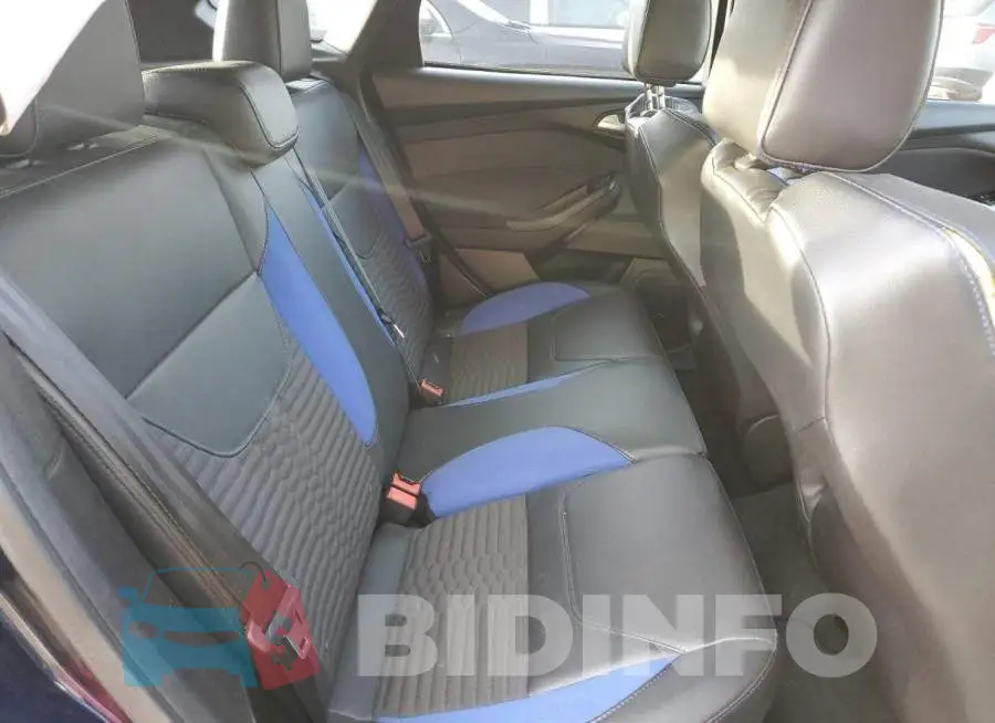 1FADP3L93GL380443 Photo# 6