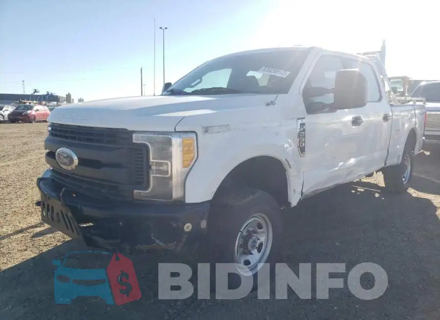 1FT7W2B65HED62074 Photo# 2