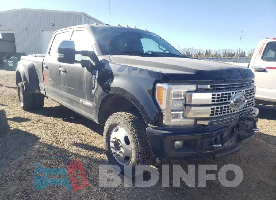 1FT8W3DT5JEB55283 Photo# 1
