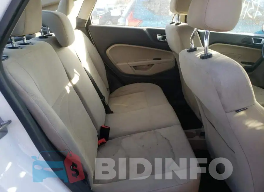 3FADP4BJ6GM183556 Photo# 6