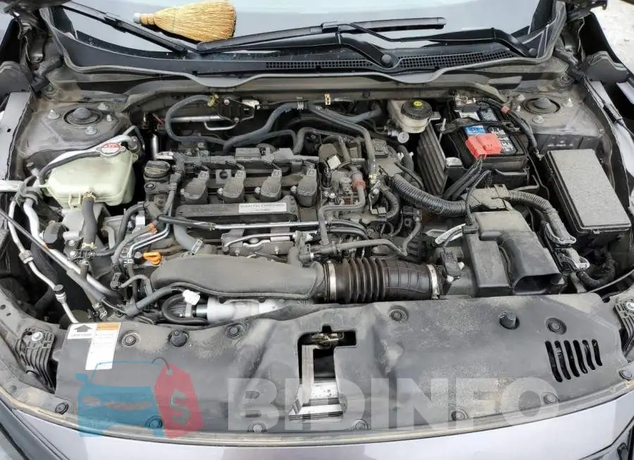 19XFC1F36KE007084 Photo# 7