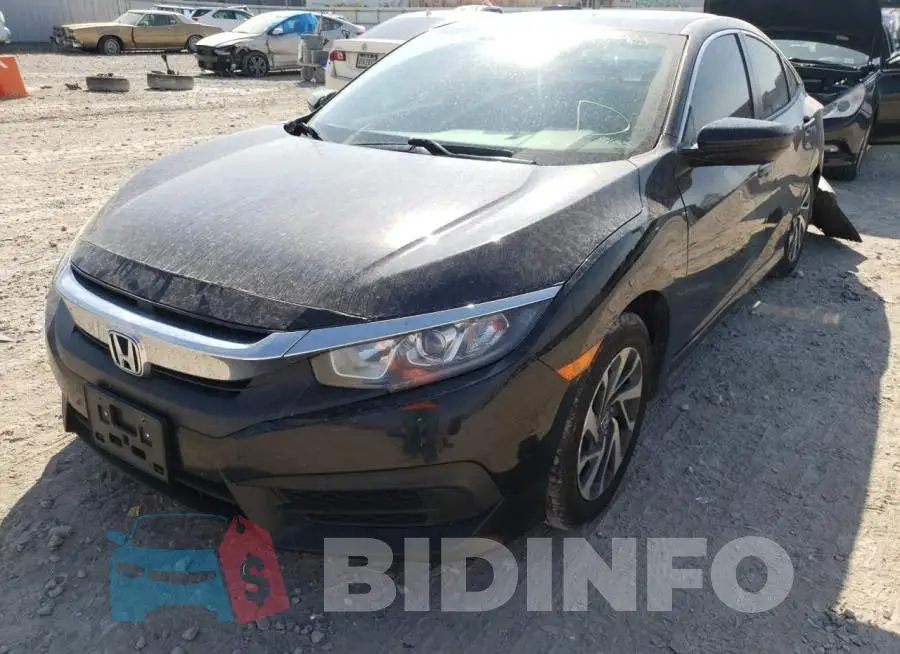 19XFC2F73JE204219 Photo# 2