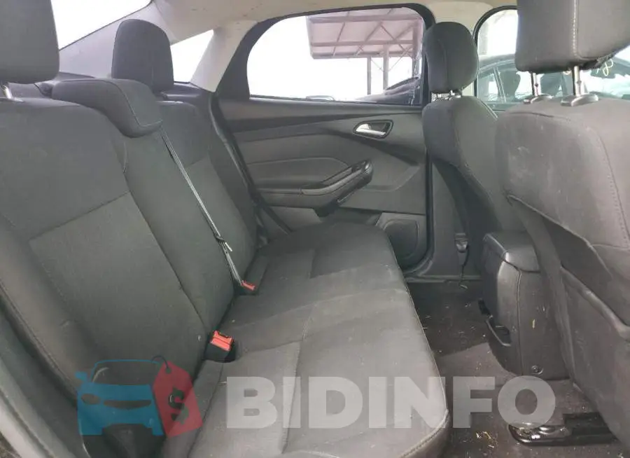 1FADP3F27JL311664 Photo# 6