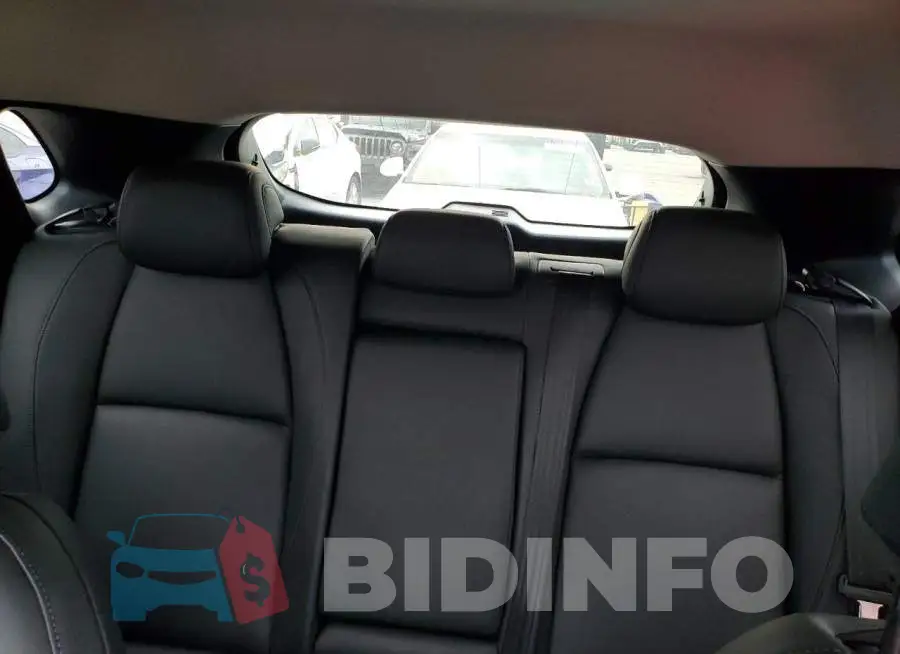 3MVDMBBL9MM244093 Photo# 10