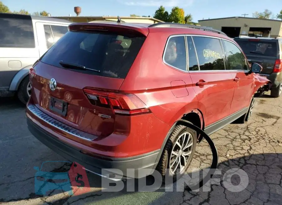 3VV2B7AX8KM094895 Photo# 4