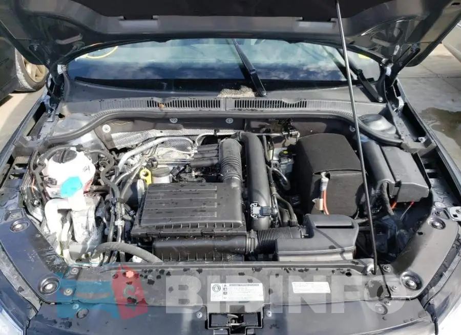 3VW2B7AJ2HM310918 Photo# 7