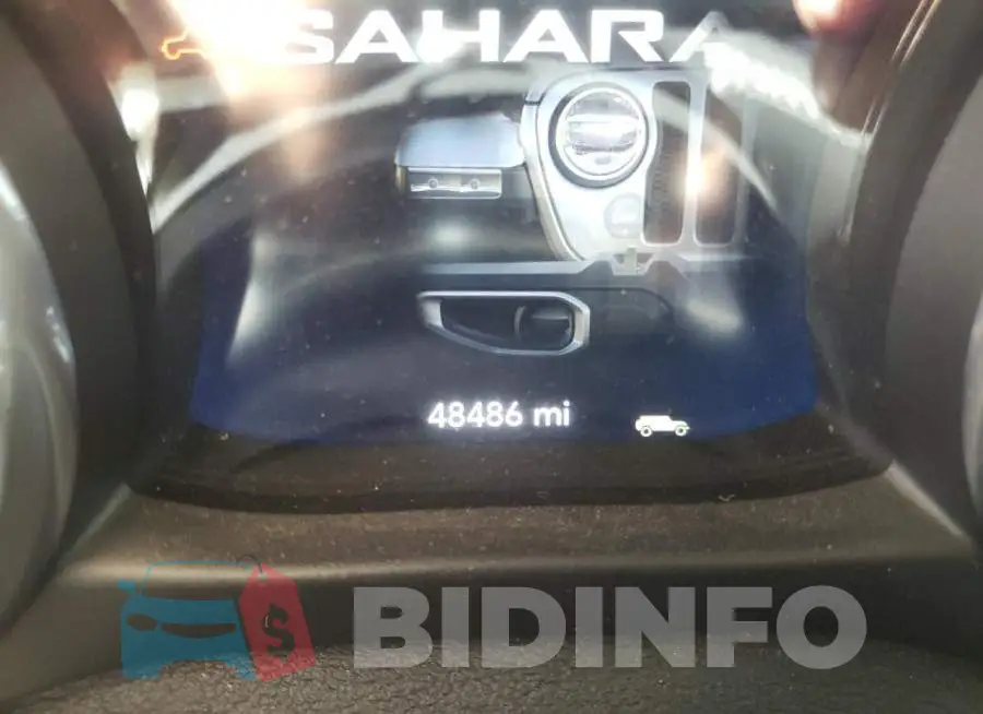 1C4HJXEG3JW131906 Photo# 8