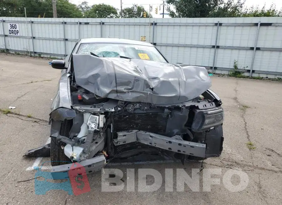 2C3CDXJG5KH547757 Photo# 9