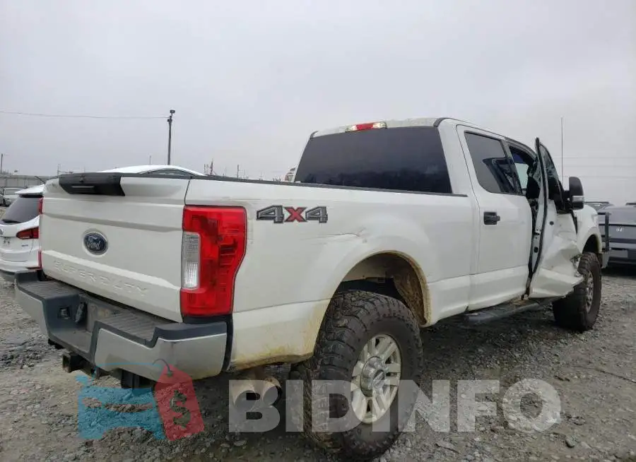 1FT7W2BT2HED27420 Photo# 4