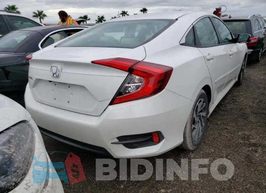 19XFC2F86GE021835 Photo# 4