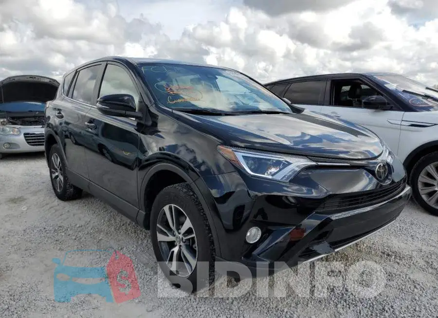 2T3WFREV2JW411222 Photo# 1