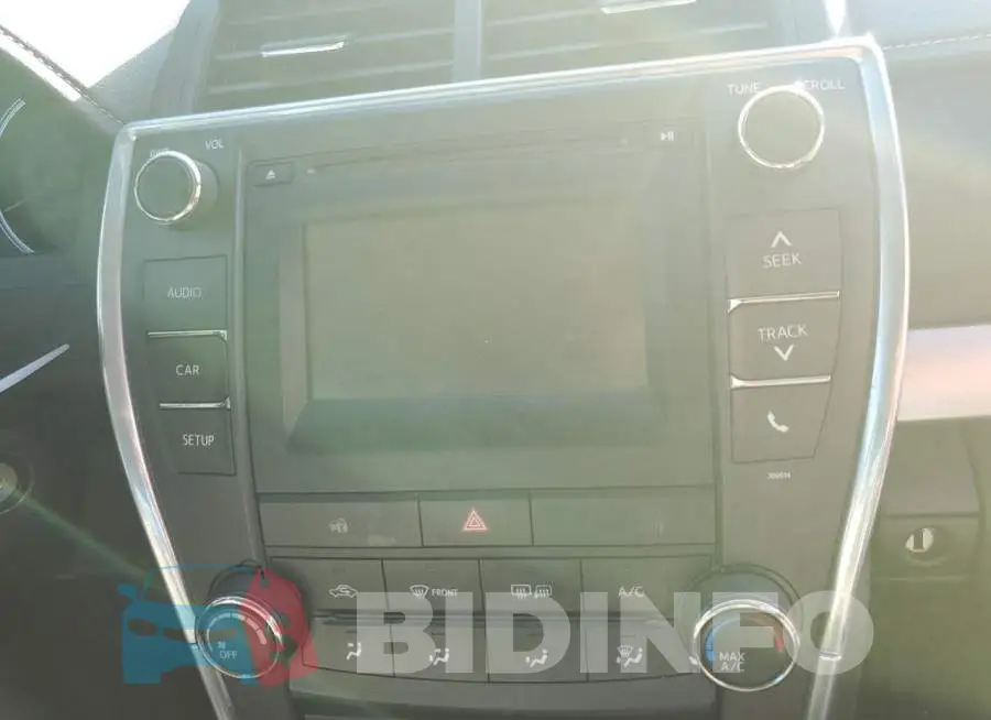 4T1BF1FK1HU432019 Photo# 9