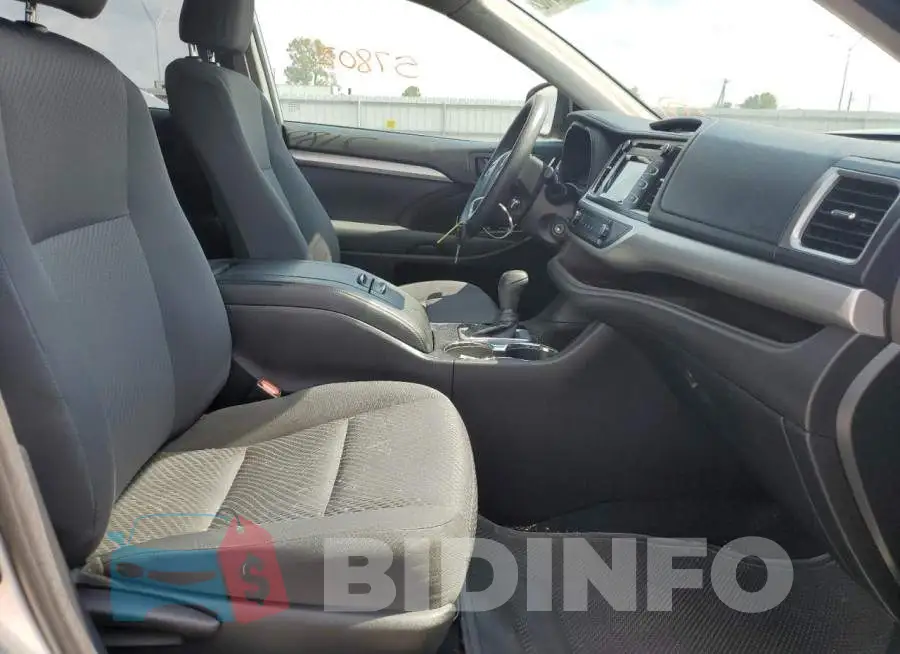 5TDZARFH6JS041785 Photo# 5