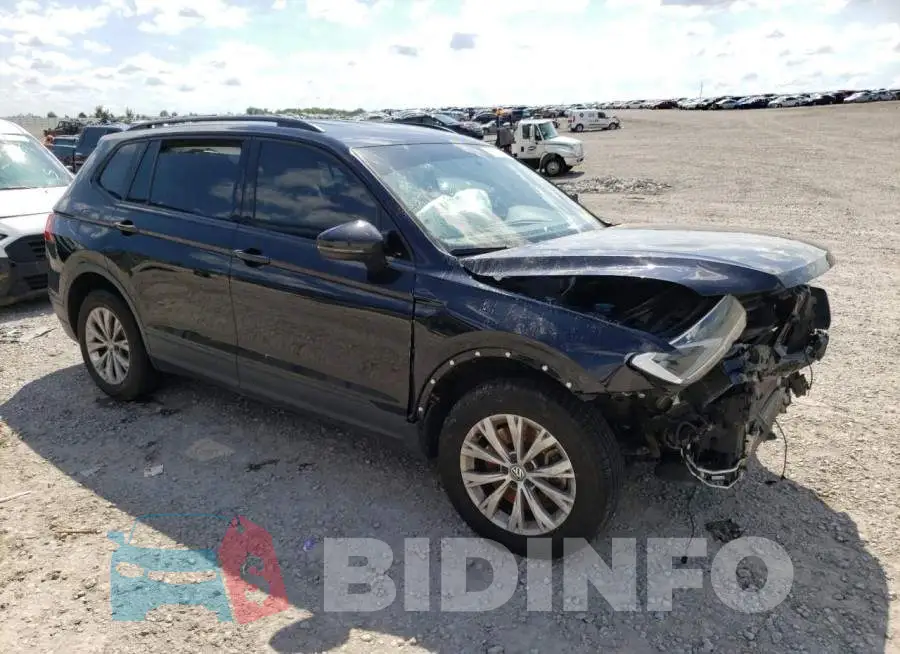 3VV1B7AX7KM136114 Photo# 1
