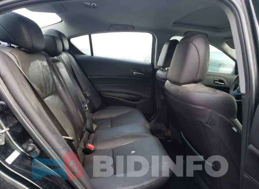 19UDE2F76GA018687 Photo# 6