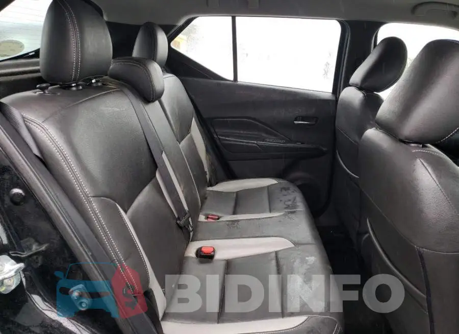 3N1CP5CU0KL482045 Photo# 6