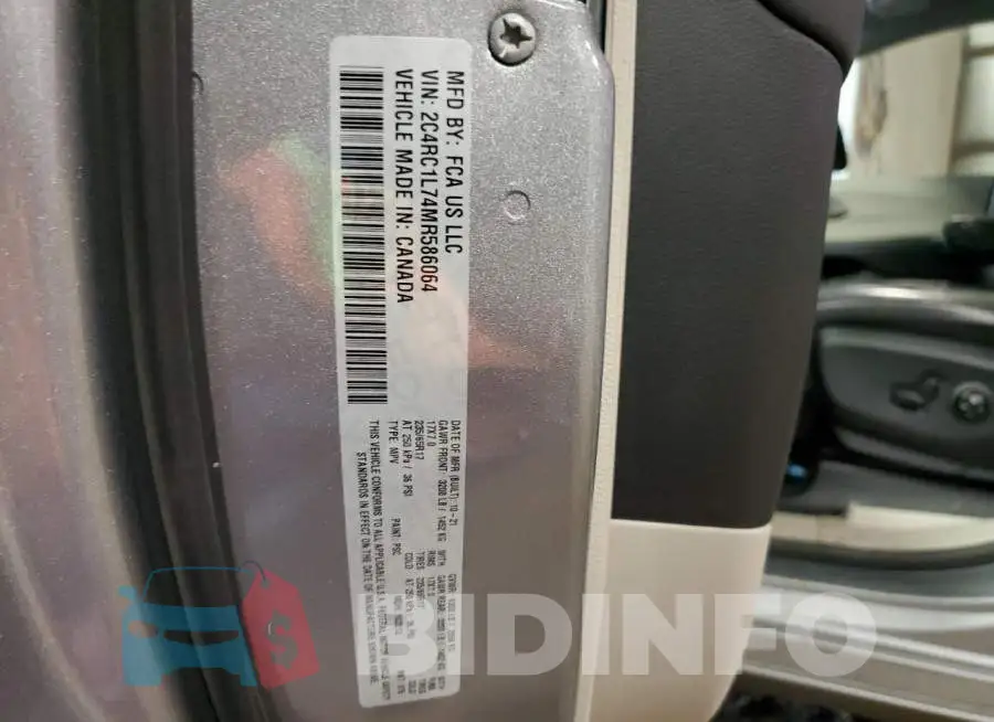 2C4RC1L74MR586064 Photo# 10