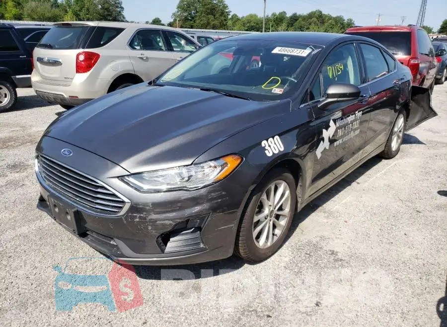3FA6P0HDXKR281049 Photo# 2