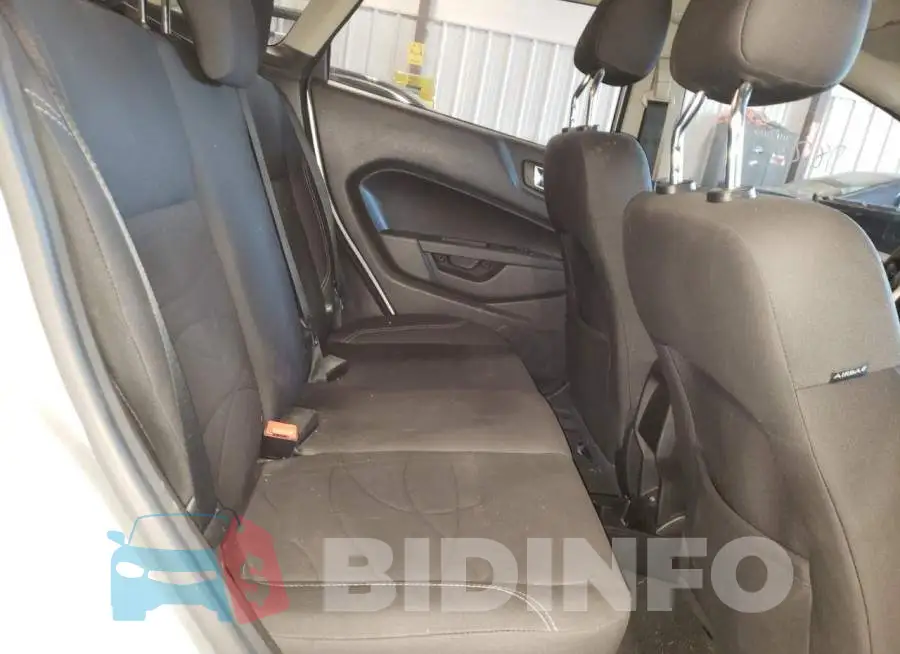 3FADP4BJXGM165089 Photo# 6