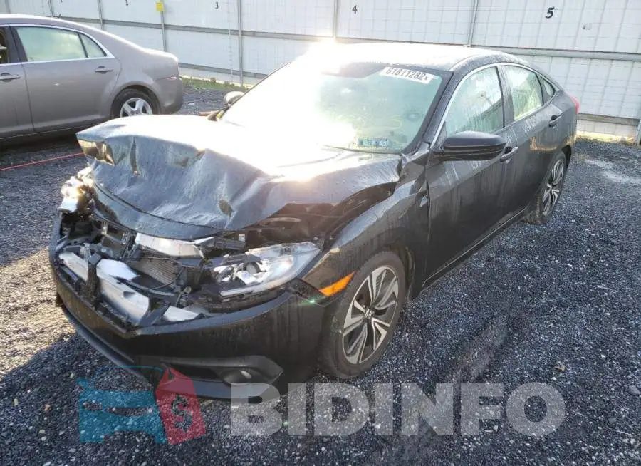 19XFC1F43GE200082 Photo# 2