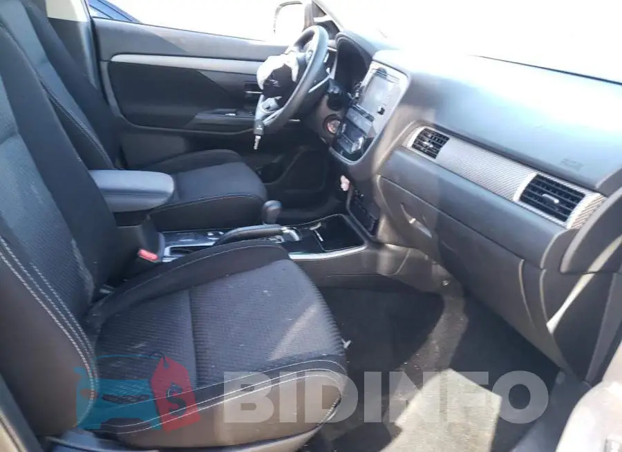 JA4AD2A35JZ067276 Photo# 5