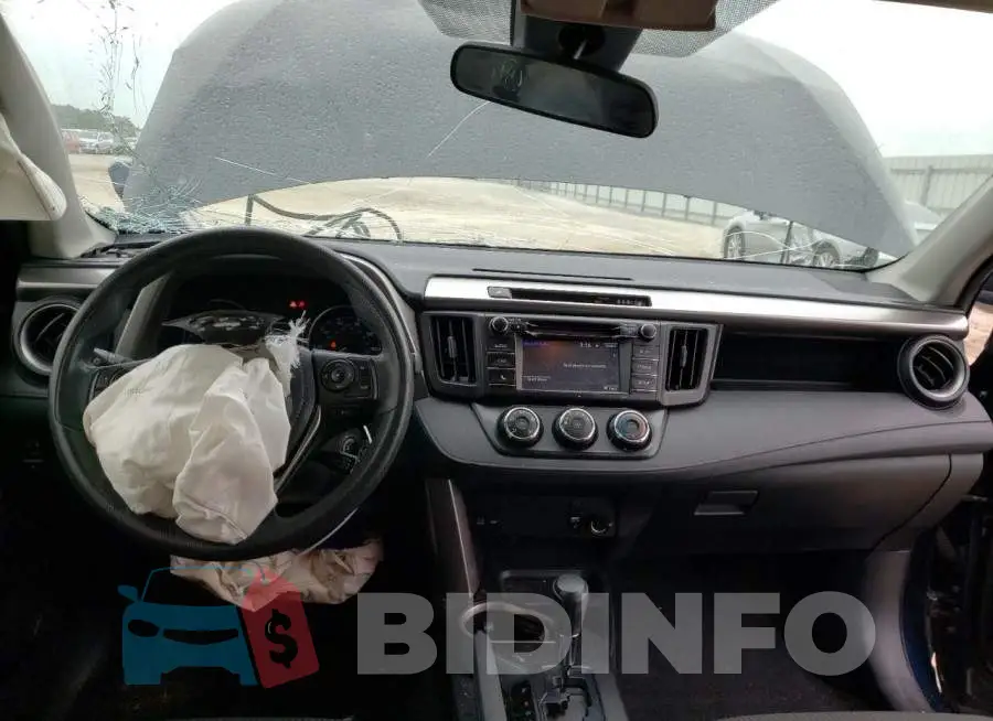 JTMZFREV7HJ138655 Photo# 9