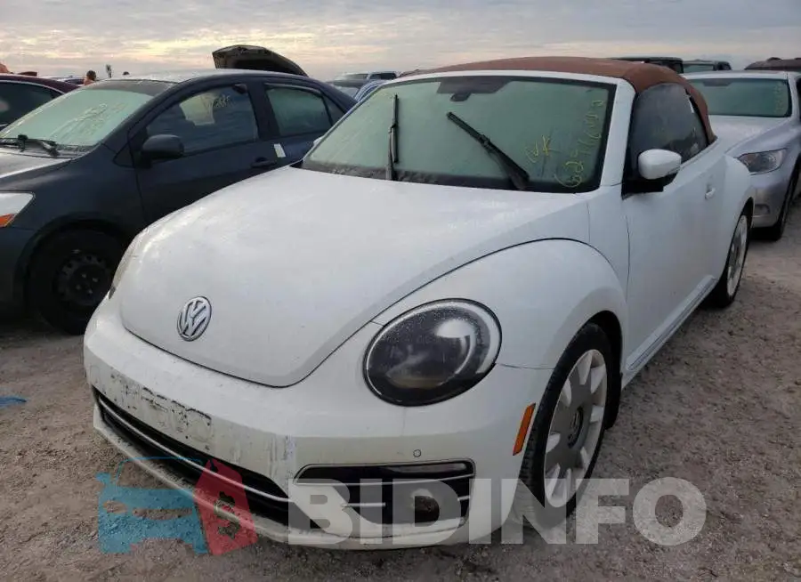 3VW5DAATXKM503816 Photo# 2