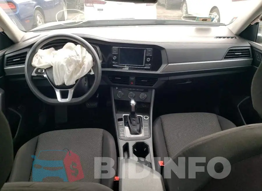 3VWC57BU5KM138816 Photo# 9