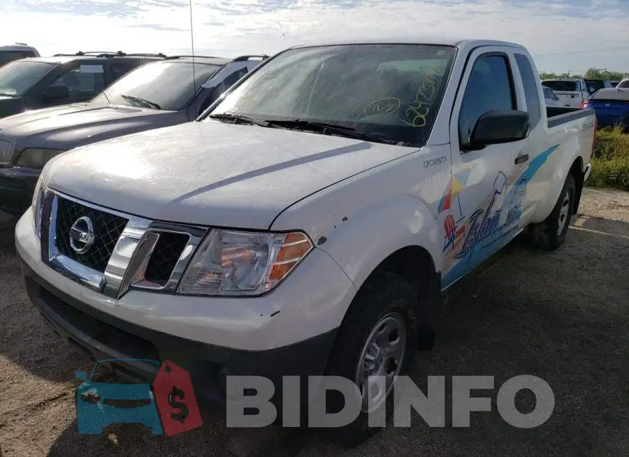 1N6BD0CT4HN732985 Photo# 2