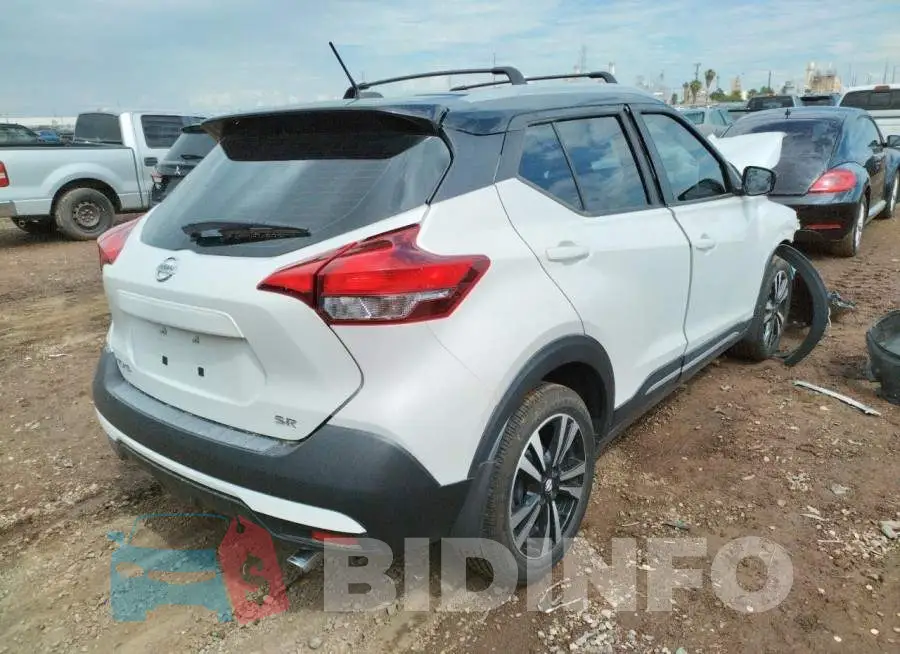 3N1CP5CU3JL508295 Photo# 4