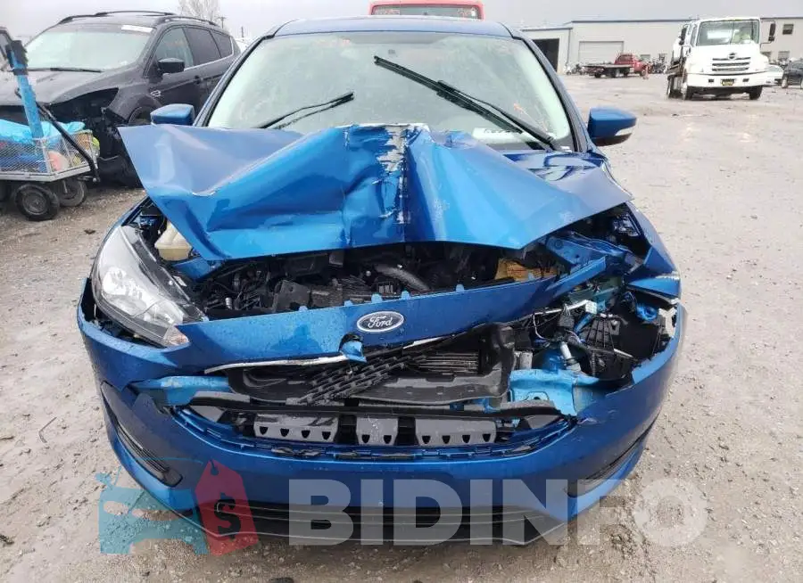 1FADP3M25JL210318 Photo# 5