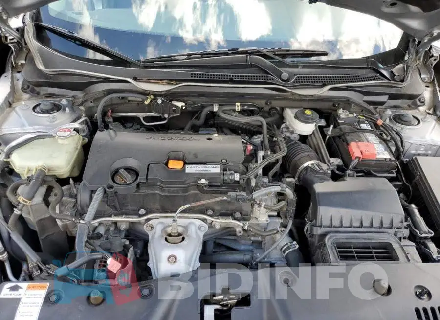 19XFC2F57GE030579 Photo# 7