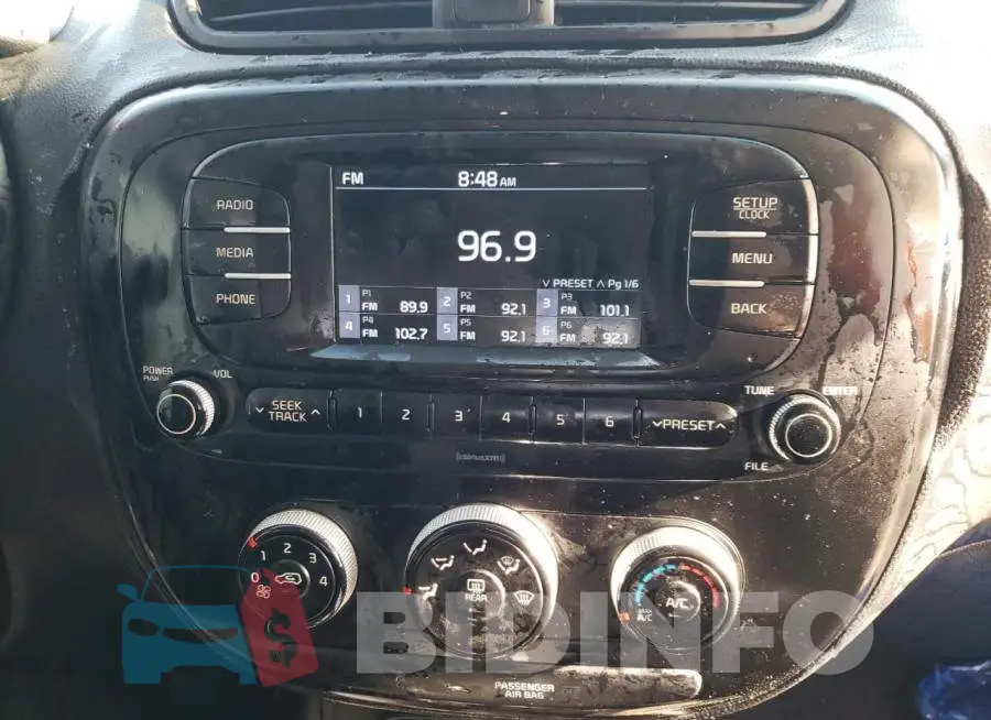 KNDJN2A2XH7428761 Photo# 10