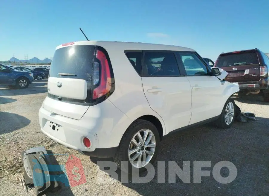KNDJP3A51K7022062 Photo# 4