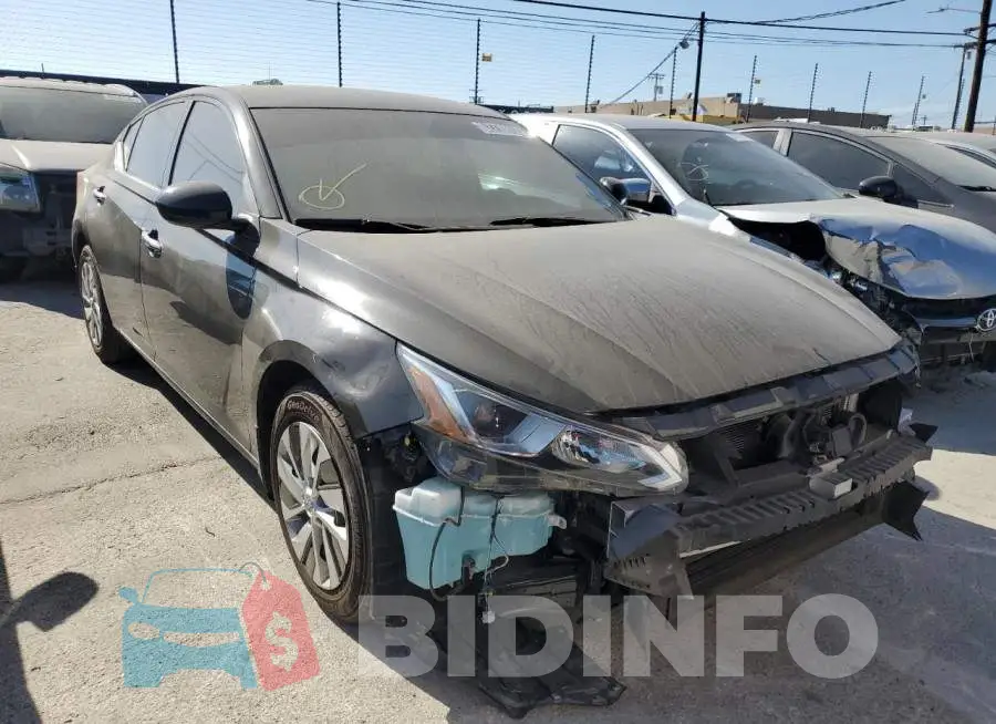 1N4BL4BV9KC215898 Photo# 4