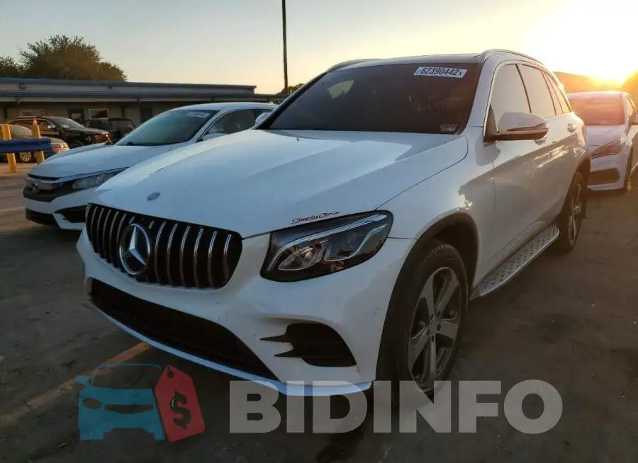 WDC0G4JB7GF067182 Photo# 2