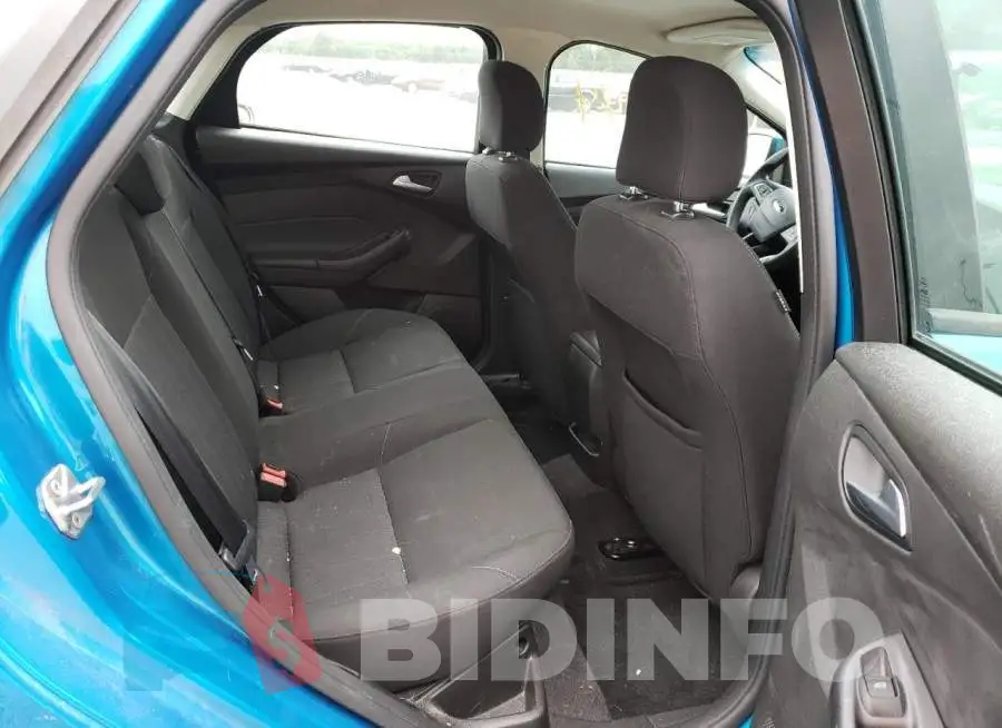 1FADP3F24GL355310 Photo# 6