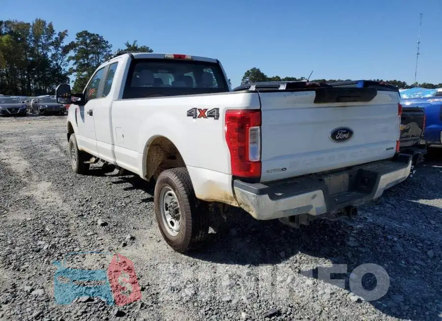 1FT7X2B68JEC66197 Photo# 3