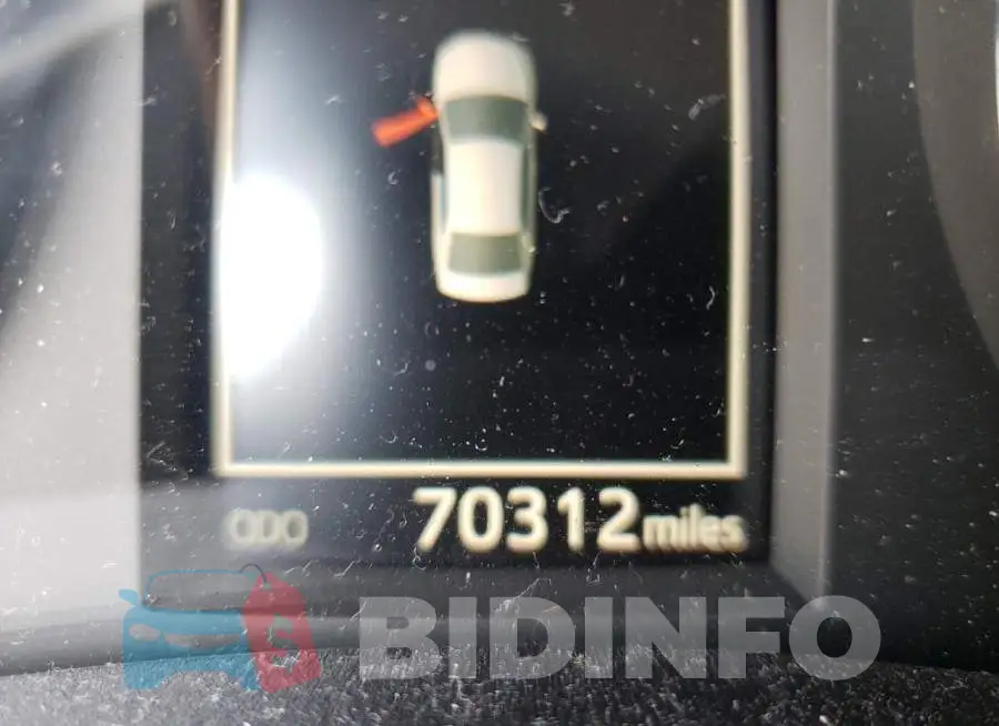 2T1BURHEXHC809430 Photo# 8