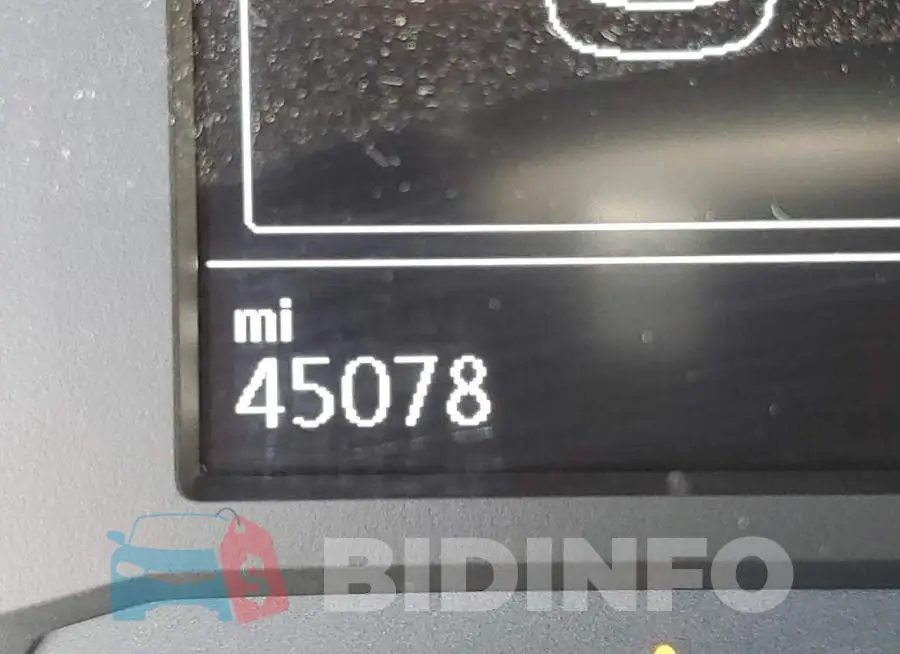 3VWC57BU2KM184118 Photo# 8