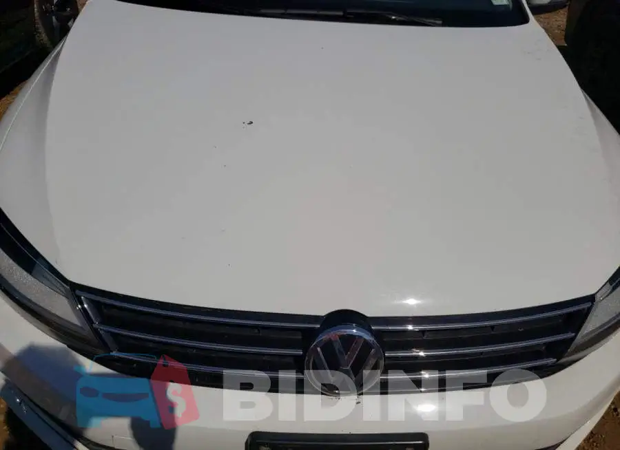 3VWDB7AJ8HM384353 Photo# 9