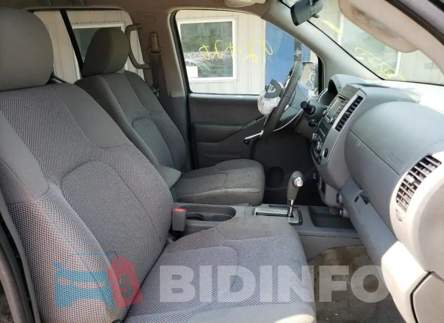 1N6AD0EV2JN757948 Photo# 5