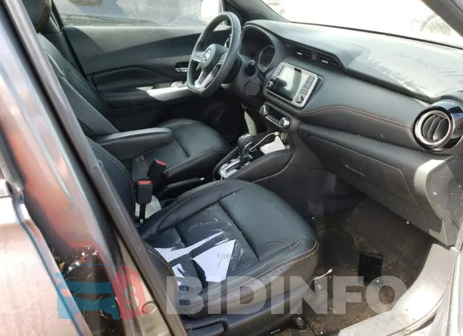 3N1CP5CU7JL511815 Photo# 5