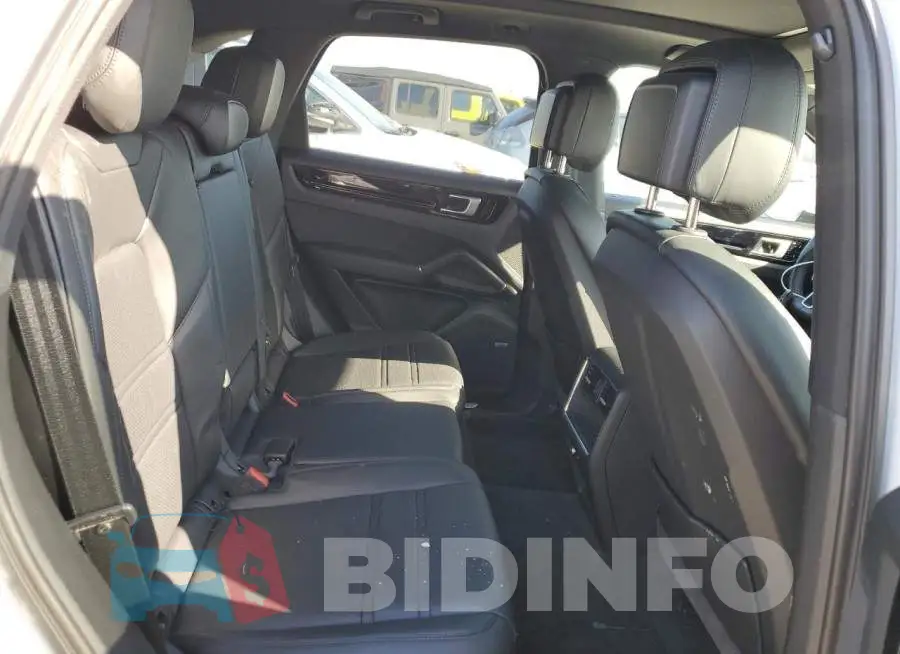 WP1AA2AY8LDA03340 Photo# 6