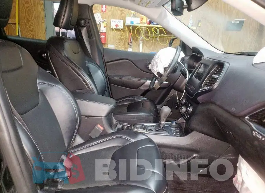 1C4PJMLN8KD151187 Photo# 5