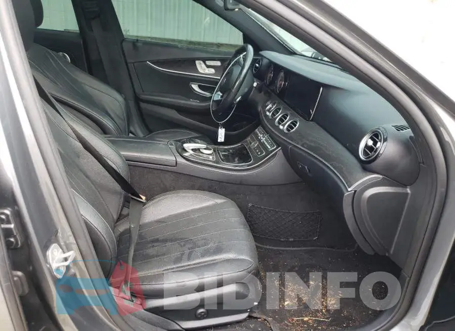 WDDZF4KB0HA204112 Photo# 5
