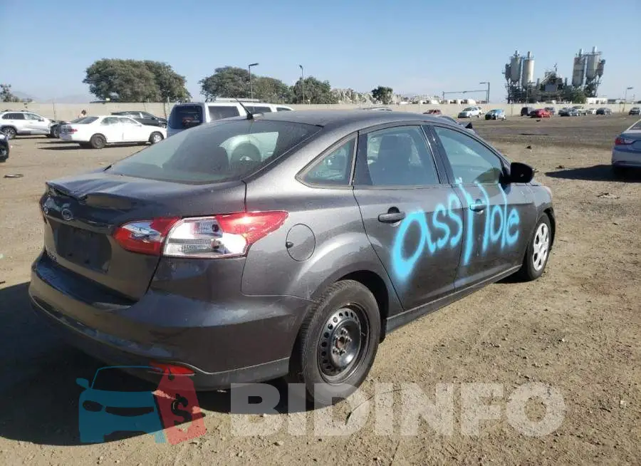 1FADP3E24JL313468 Photo# 4