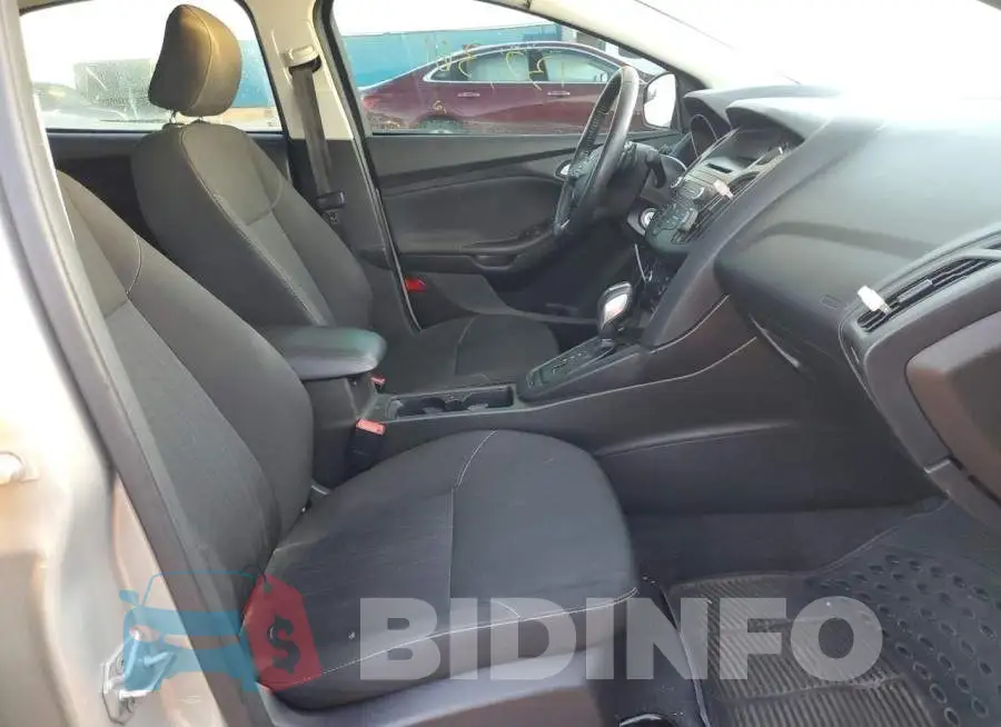 1FADP3F20GL297387 Photo# 5