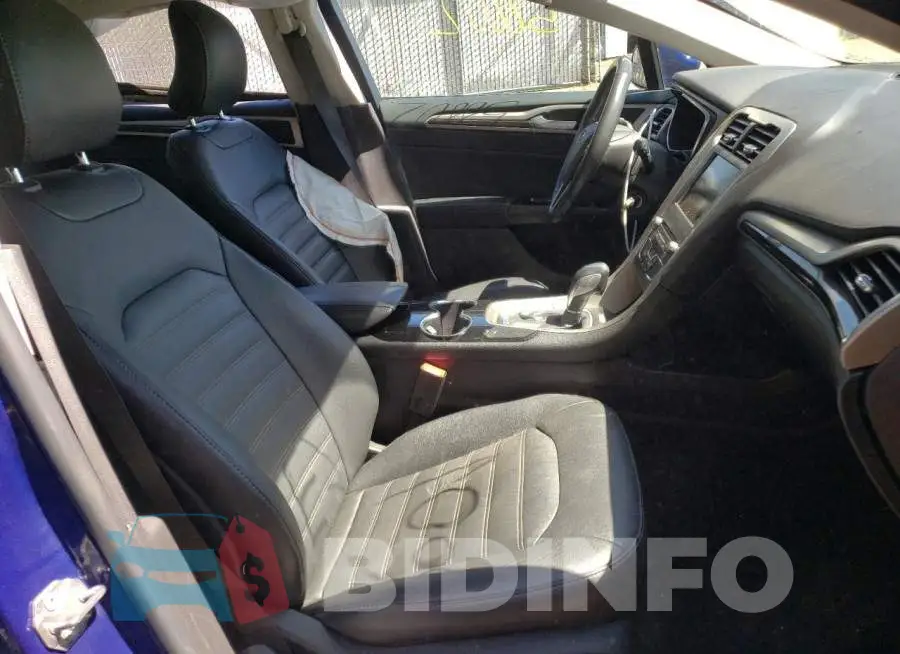 3FA6P0HD3GR260292 Photo# 5